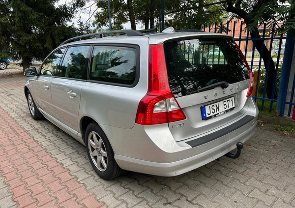 Volvo V70 cena 24900 przebieg: 222826, rok produkcji 2009 z Moryń małe 106